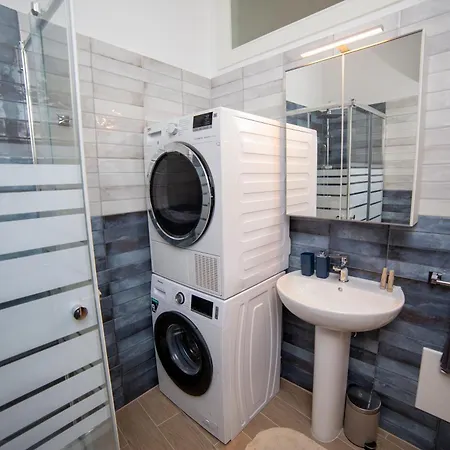 Amelia's House Tuglie